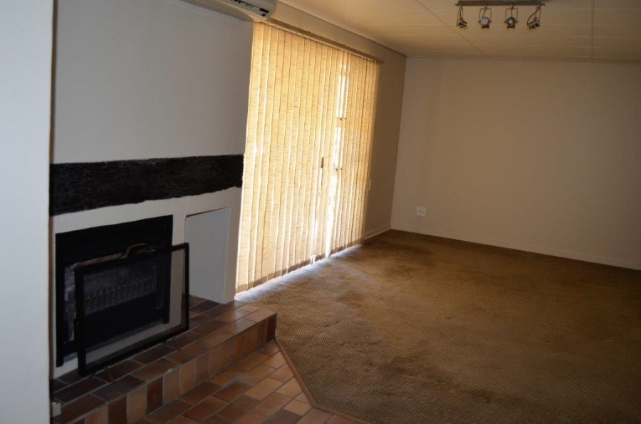 4 Bedroom Property for Sale in Fichardt Park Free State